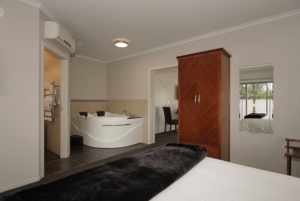 פלמרסטון נורת' City Corporate Motor Inn חדר תמונה